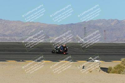 media/Mar-24-2025-Moto Forza (Mon) [[57ce5c5cff]]/1-Advanced Group/Session 2 (Bowl)/